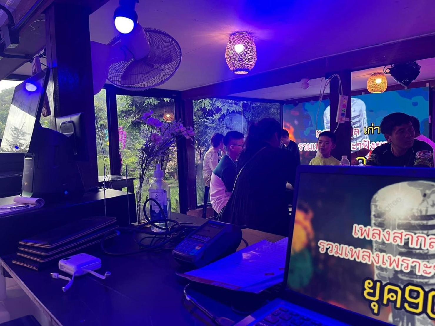 3 Pok Maewang Jinxiang Gold Elephant Park Mae Wang Zewnętrze zdjęcie